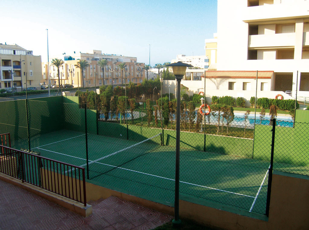 Apartamentos Cibeles Roquetas de Mar Buitenkant foto