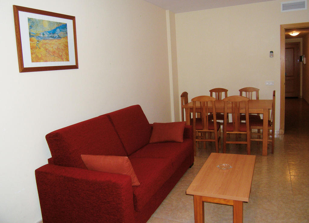 Apartamentos Cibeles Roquetas de Mar Buitenkant foto
